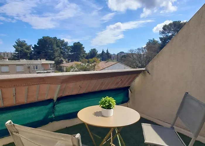 T1 Cosy- Terrasse - Parking Gratuit *
